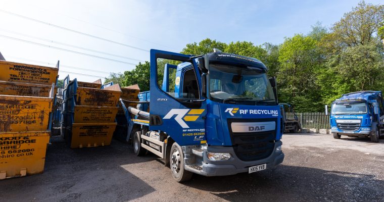 rf recycling group truck with door open