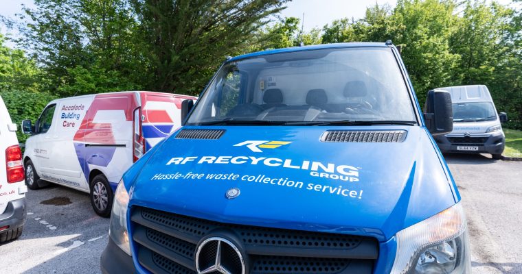 rf recycling van decal on the bonnet